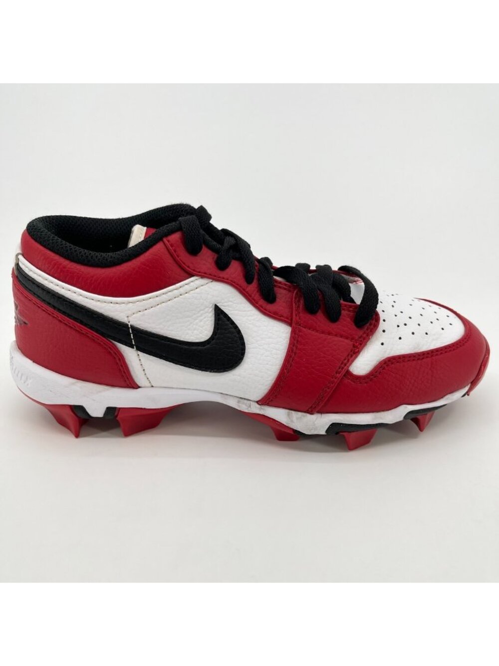 Nike Air Jordan 1 Low Boys Size 5Y White Red Leather Running Football Cleats